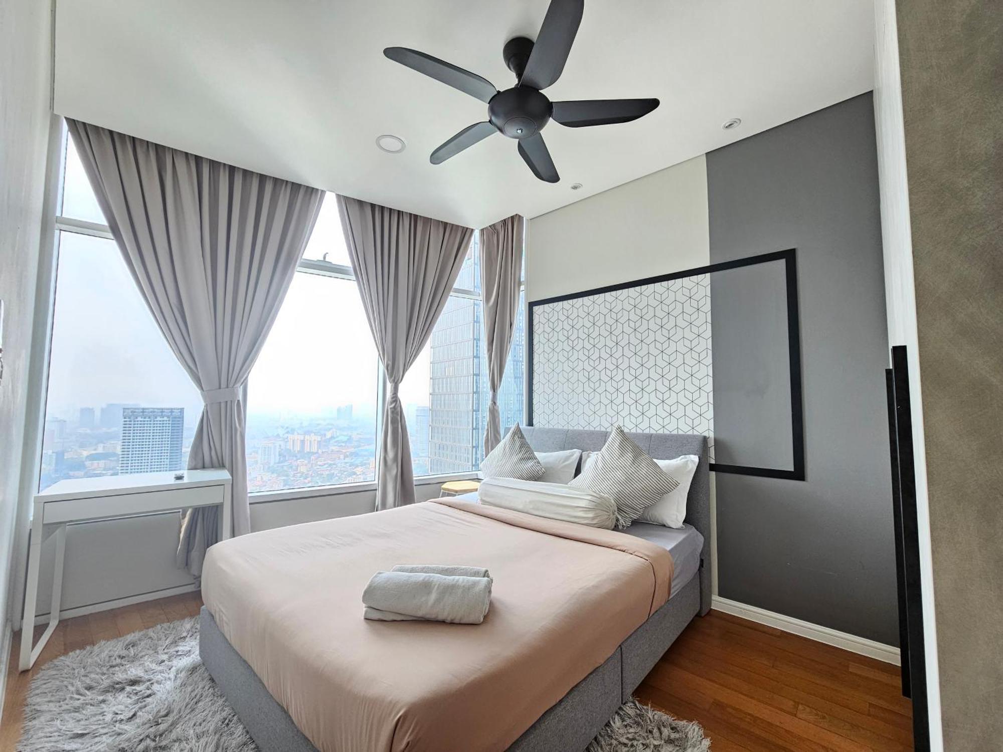 Sky & Klcc Apartment